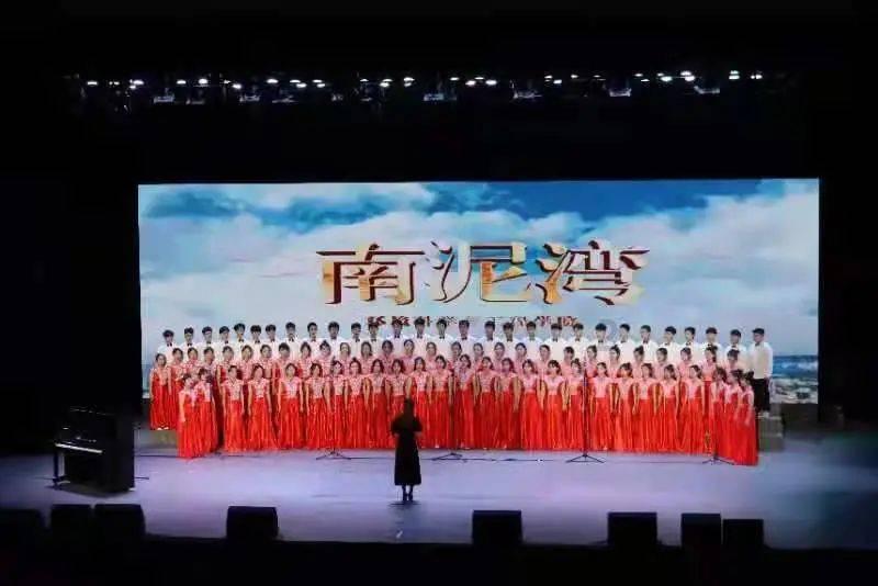 尉犁民警走进假期课堂讲安全